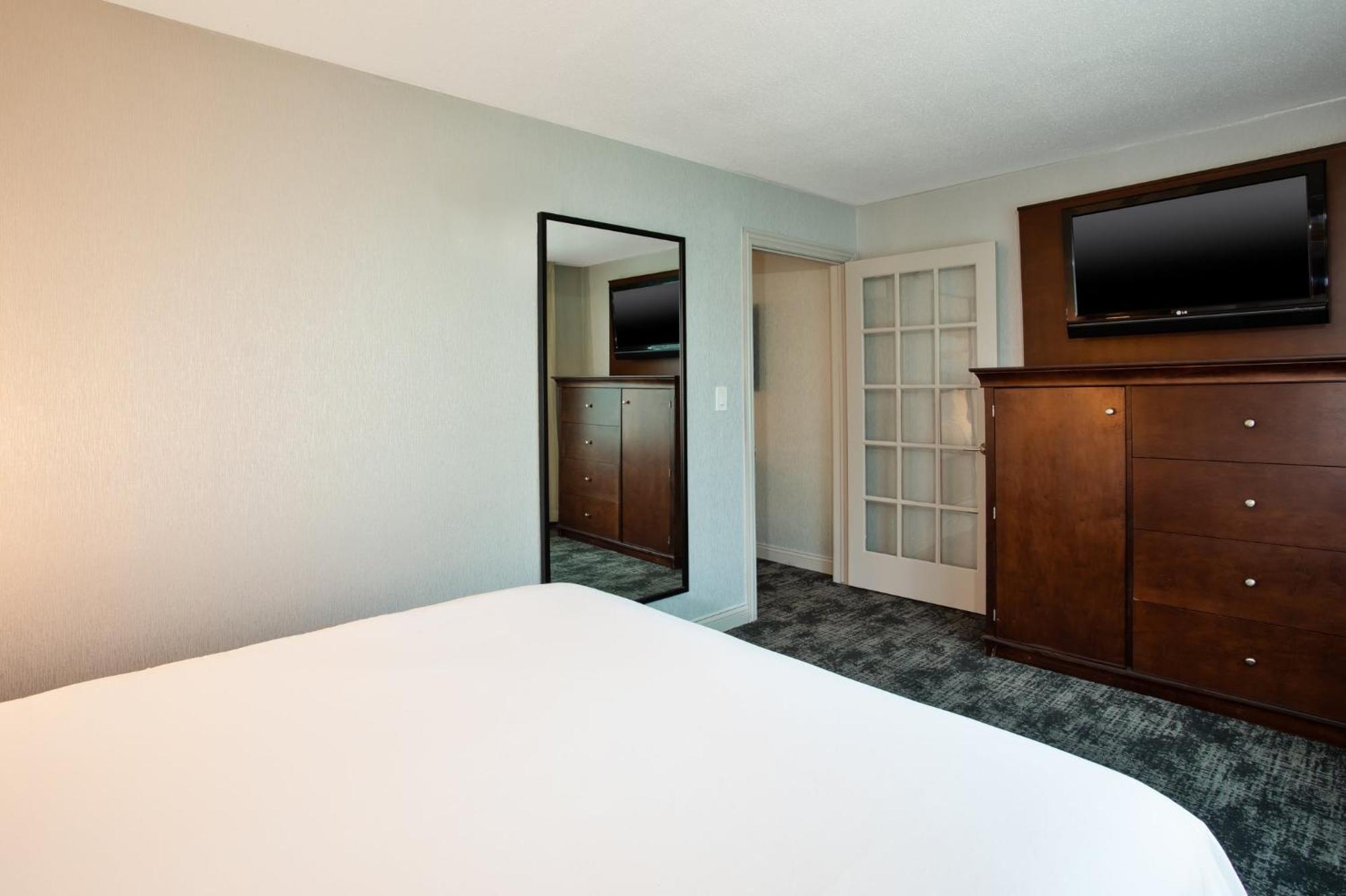 Crowne Plaza Chicago-Northbrook By Ihg Hotel Екстериор снимка