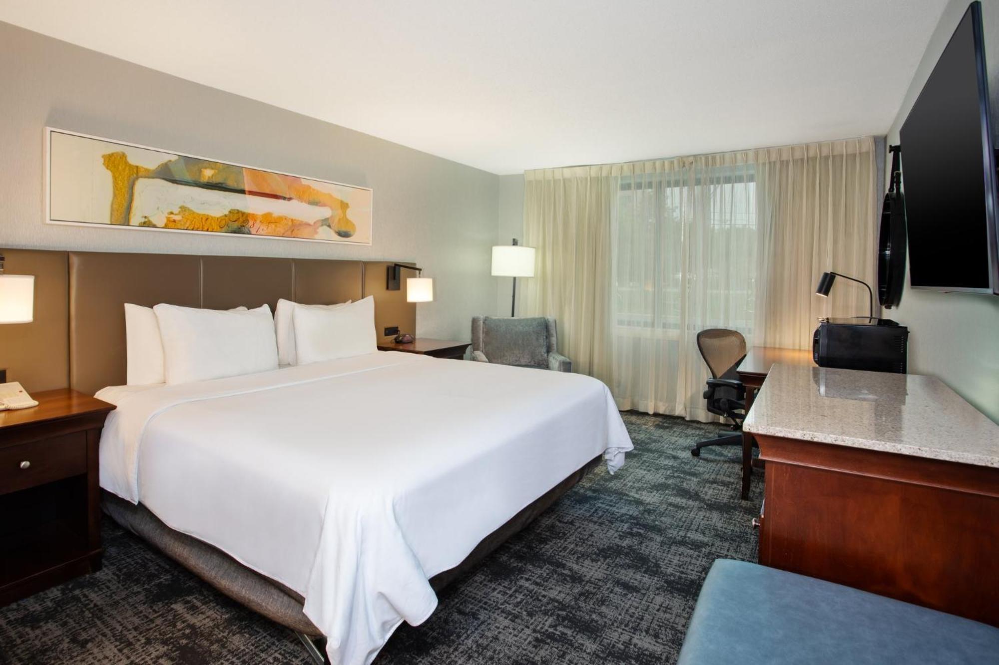 Crowne Plaza Chicago-Northbrook By Ihg Hotel Екстериор снимка